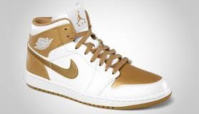 GoldMember: Air Jordan 1 Phat "Golden Moment" via @eldorado2452