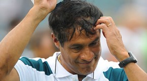 Eagles Fire Defensive Coordinator Juan Castillo