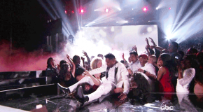 Miguel 2013 Billboard Music Awards Live Performance & Jump On Fan (Video)