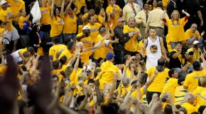 Stephen Curry & The Golden State Warriors Thank The Bay Area Fans For Their Support (Video)
