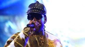 2 Chainz Previews His New Single “Feds Watching” @ Summer Jam 2013 (Video)