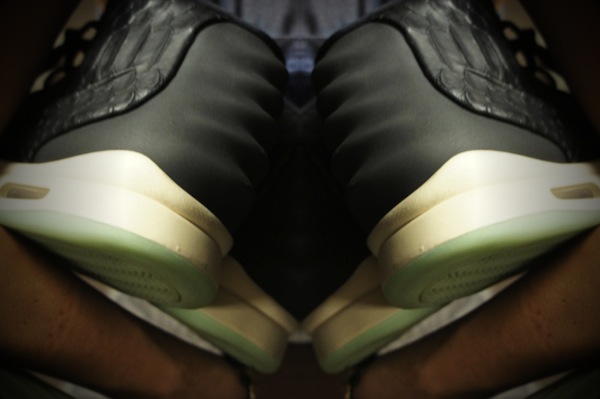 Nike-Air-Yeezy-2-Sneaker-black-colorway Another Peek at the Nike Air Yeezy 2 Sneakers  