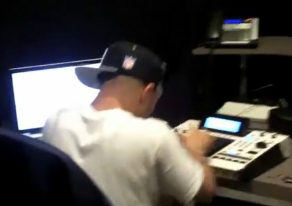 araabMUZIK & Alchemist In the Studio (Video)