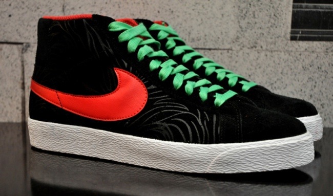 20110727-063820 Nike SB Blazer "A Tribe Called Quest"…  