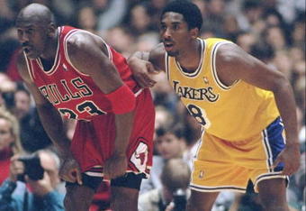 Throwback Video Of The Day: Chicago Bulls @ L.A. Lakers 1998 Kobe vs Jordan (full game)