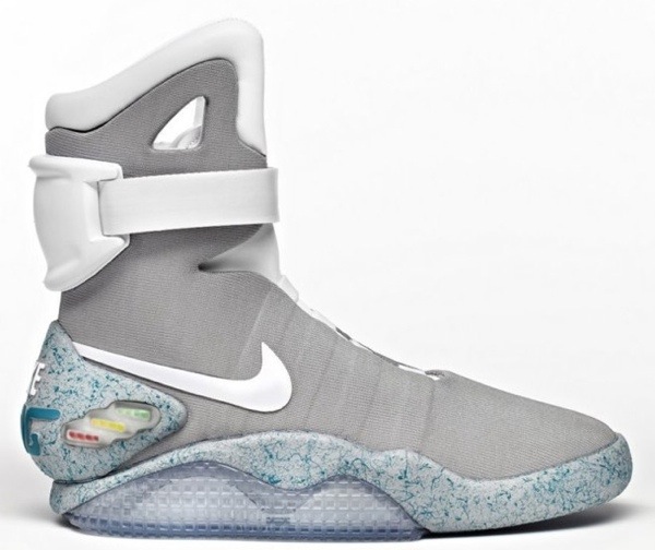 20110909-084120 Nike Air Mags "McFlys"  