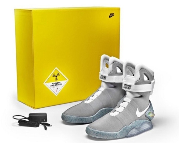 20110909-084152 Nike Air Mags "McFlys"  