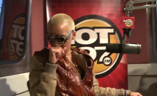 When asked “Who Would Win A Fight Kanye or Wiz?” Amber Rose said … (Video)