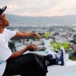 Curren$y (@CurrenSy_Spitta) – Excellent Ft. Trademark Da Skydiver and Young Roddy