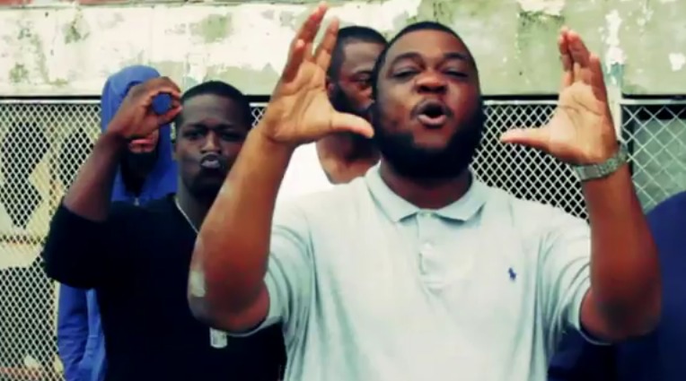 Black Deniro (@BLACKDENIRO_215) – Banga Tucked Ft. @ARAB_TGOP (Video via @RickDange)