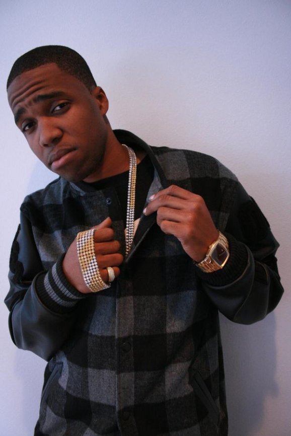 Curren$y (@CurrenSy_Spitta) feat. Sir Mikey Rocks (@SirMichaelRocks) – Luxury Sport