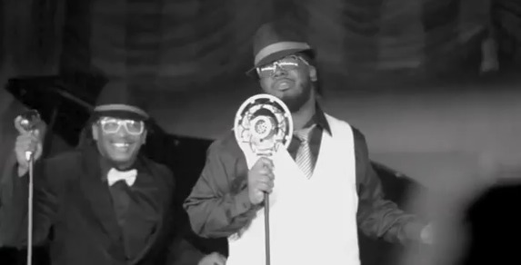 T-Pain – Never Leave Her Ft. Tay Dizm (Video)