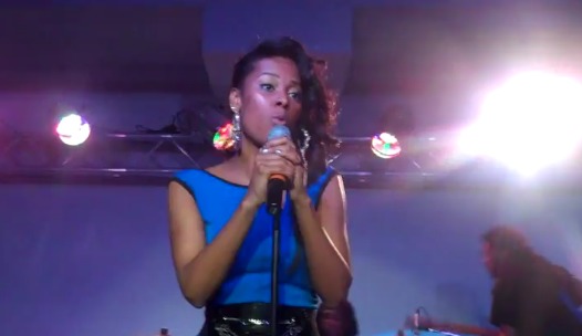 Jade Alston (@JadeAlston) Performance At The @Intern_Showcase via @sigmasound (Video)