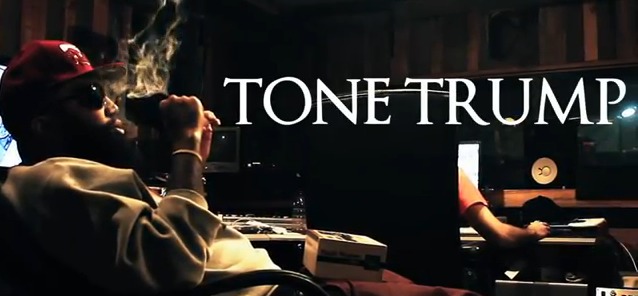 Tone Trump (@ToneTrump) – Talk Heavy Ft. @MillMillionz (In Studio Performance) (Video via @RobbieLive215)