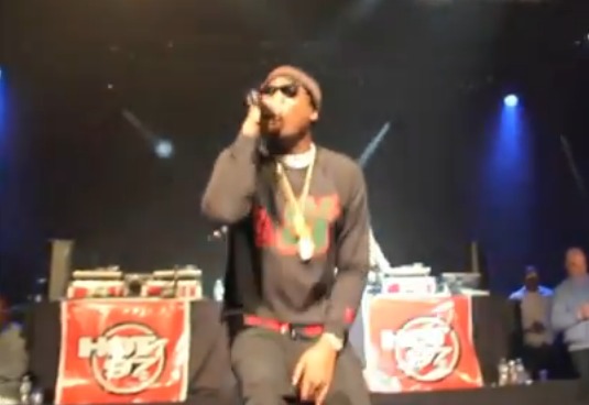 Meek Mill (@MeekMill) @Hot97 NYC Turkey Concert w/ @FunkmasterFlex (Video)