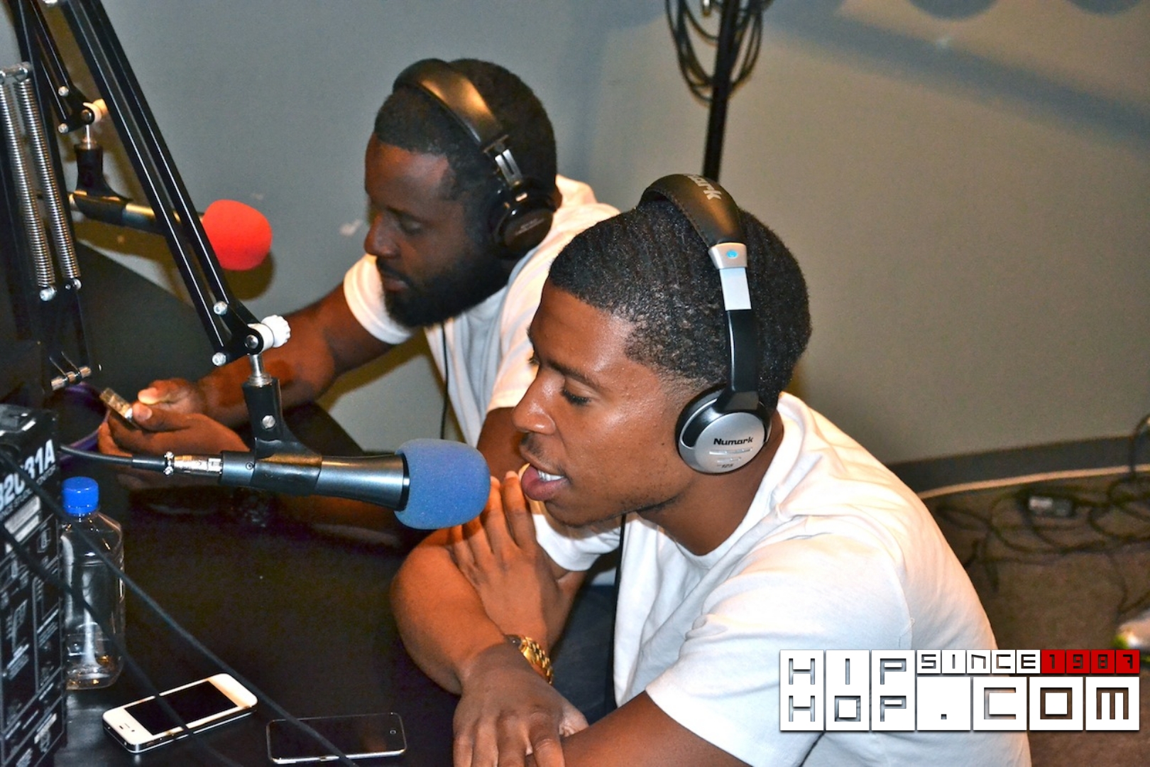 @Team1Thing ( @al_1thing @danablack55st ) on @TheMarqueRadio 12/1/11 (shot by @socialscenestv )