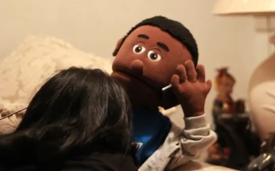 Peanut Live 215 Getting Head Down North Philly (Philly’s Hip Hop Puppet) (Video)