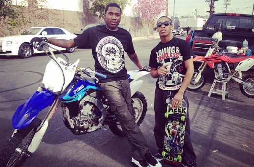 Meek Mill & Chino Out LA Riding Dirt Bikes (They Wheelie The Entire 7th Street Bridge) (Video)