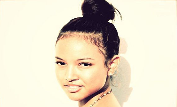 karreuche Karrueche Tran, Chris Brown's Girlfriend Shows Her Her New Wheel (Photo Inside)  