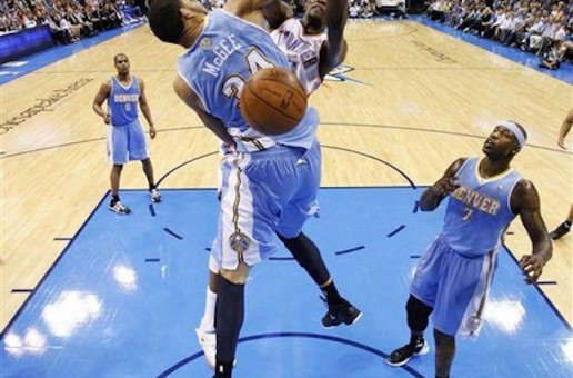 Kevin Durant Two Hands Dunks On JaVale McGee (Video)