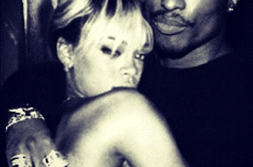 Rihanna Posted A Photo of Her & 2pac Backstage At Coachella 2012 On Her Instagram