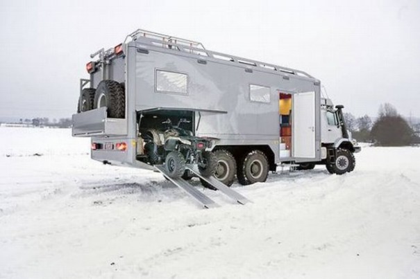 mercedes-benz-hunter-x6-tank-x-rv-that-can-hold-your-4-wheeler-2012-HHS1987-1 Mercedes Benz Hunter X6 (Tank x RV That Can Hold Your 4 Wheeler)  