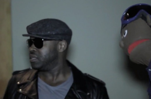 Peanut Live 215 (@PeanutLive215) In The Studio With Black Thought (@blackthought) (Video)