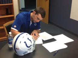 Indy’s Lucky Day: Colts Sign Andrew Luck via @eldorado2452