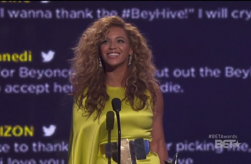 Beyonce Wins Best Female R&B Artist at the 2012 BET Awards