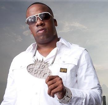 Yo Gotti (@Yogottikom) Shows Millions in Jewelery