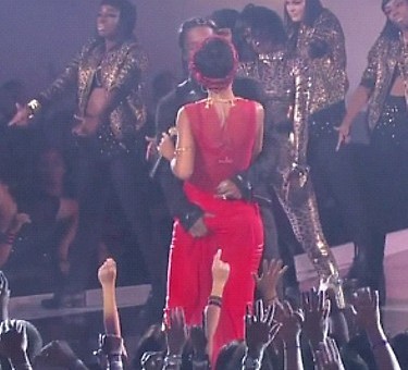 ASAP Rocky Grabs Rihanna Ass At The 2012 MTV VMAs