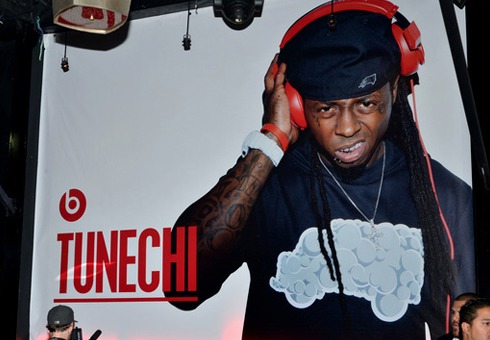 Lil Wayne Introduces His Beats By Dre Headphones &amp;amp; Performs (Video)