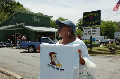 obama-george Racism's Still Alive: Georgia Bar Sign Reads "Heard The White House Smells Like Collard Greens"  