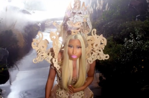 Nicki Minaj – Va Va Voom (Official Video)