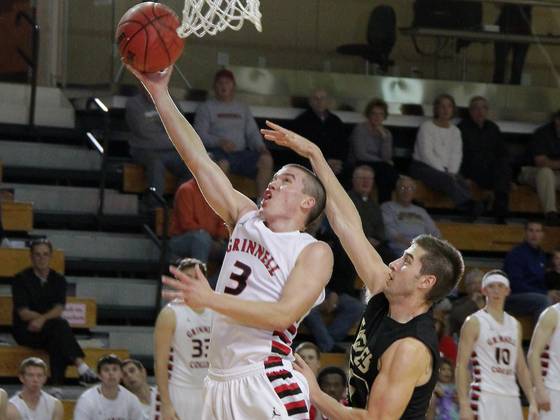 2012-11-20-grinnell-4_3_r560 Grinnell College Star Jack Taylor Drops 138 Points; David Larson's 70 Not Enough  