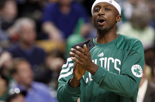 Jason Terry Works As A Parking Attendant In Boston (Video)