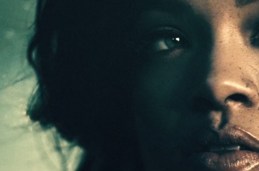Rihanna – Diamonds (Official Video)