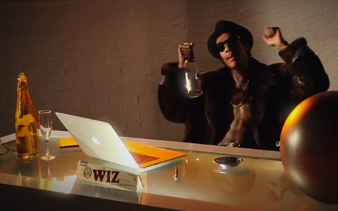 Wiz Khalifa (@RealWizKhalifa) – The Tweak Is Heavy (Video)