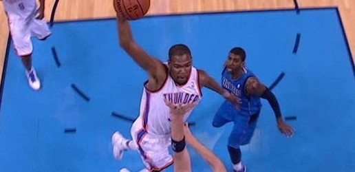 Oklahoma Thunder Kevin Durant Posterizes Dallas Mavericks Center Chris Kaman (Video)