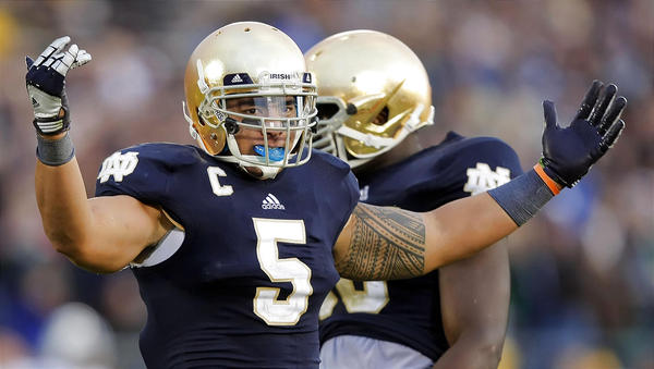 Teo Notre Dame LB Manti Te'o Wins Maxwell Award 