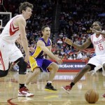 Lakers Guard Steve Nash Becomes 5th NBA Player With 10,000 Assist