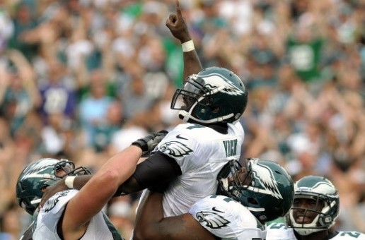 Michael Vick Signs One Year Deal To Stay With The Philadelphia Eagles