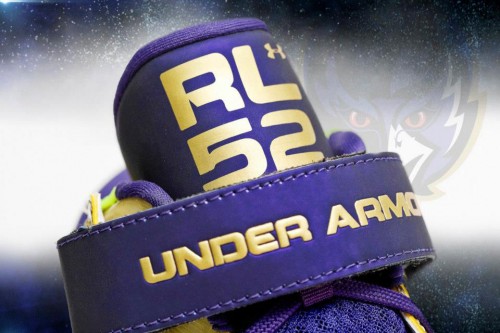 ray-cleats-3-e1359927943103 Ray Lewis' Gold Under Armour Commemorative Cleats 