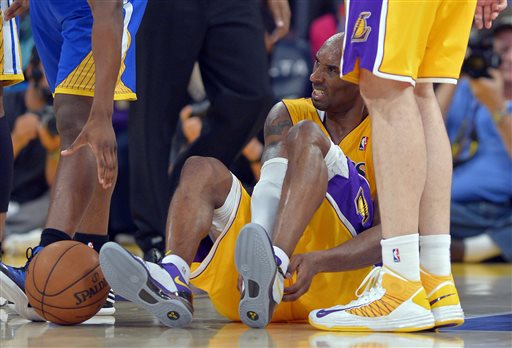 a740f21513ee440cbe79d11d3c3a0967 Lakers Beat Golden State But The Black Mamba Suffered A Possible Season Ending Injury (Video)  
