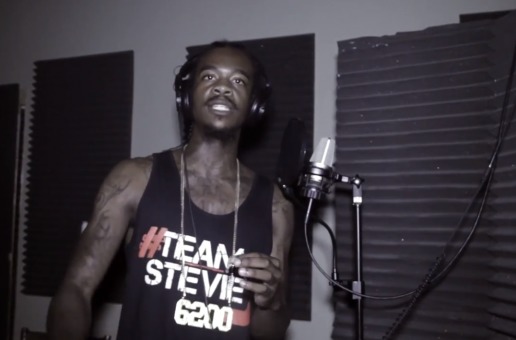 Ape Gang Stizz – Versace Freestyle (In-Studio Video)