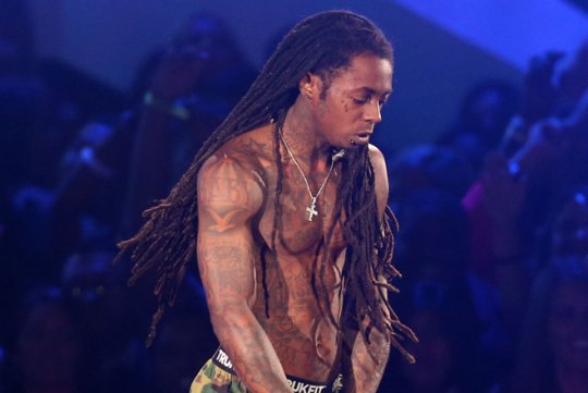 lil-wayne-second-seizure-feature_0 Lil Wayne Apologizes To The Family of Emmett Till During Performance in Nashville (Video)  