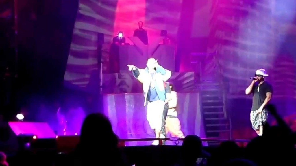 maxresdefault-4-1024x576 Lil Wayne Brings Out Drake During The America's Most Wanted Tour Show In Buffalo (Video)  