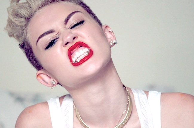 miley-cyrus-we-cant-stop-1-650-430 Miley Cyrus Speaks on Strip Clubs and Dating Gay Guys  