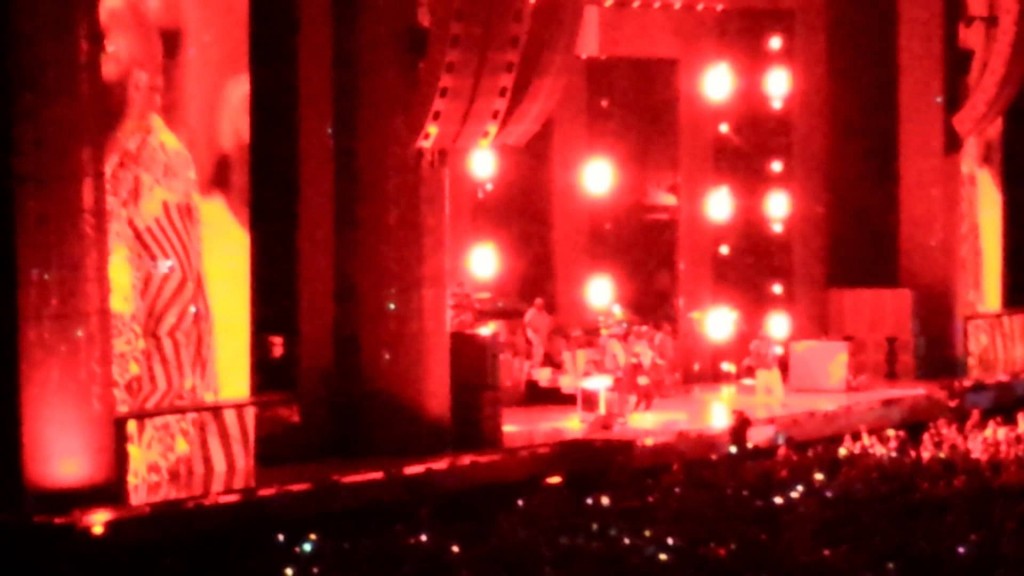 maxresdefault6-1024x576 Jay Z & Rick Ross Perform Live In Sun Life Stadium (Video)  