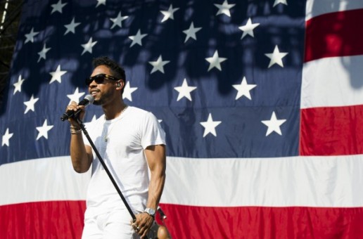 Miguel, Macklemore & Ryan Lewis, Wiz Khalifa Perform At 2013 Made In America Festival (Video)